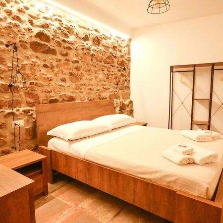 Al Vico Primo - Boutique Apartment Pietrapertosa Kültér fotó
